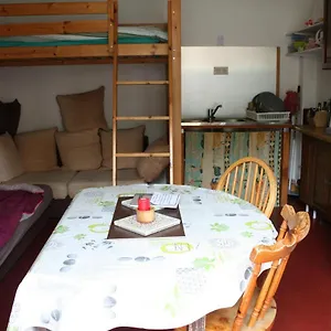 Petit Studio, Bien équipé, à La Campagne Appartement Marcoux (Alpes-de-Haute-Provence)