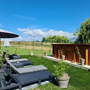 Mas Gabelys Propriété Privée Avec Parking Ds Jardin Clos Et Terrasse Avec Superbe Vue Ste Victoire Appartement Trets